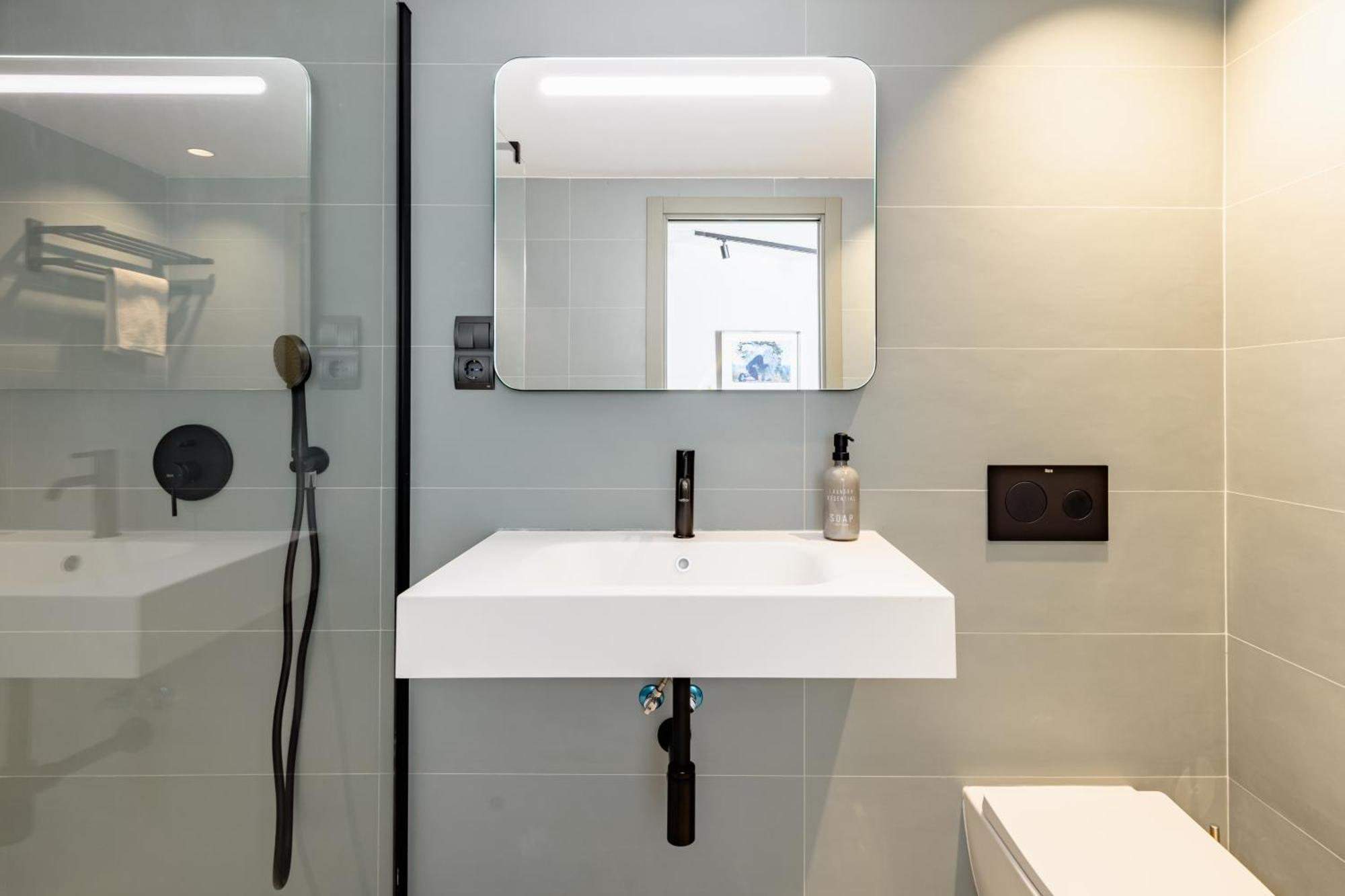 Atarazanas Suite, Atico Con Terraza Málaga Exteriör bild